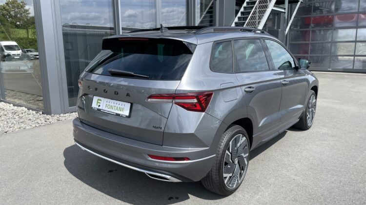 Karoq 2,0TSi Sportline 4×4 AHK Leder Pano Matrix