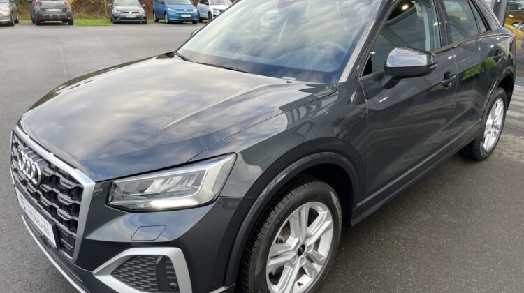 Q2 1,5TFSI advanced Kamera Virtual Leder Navi