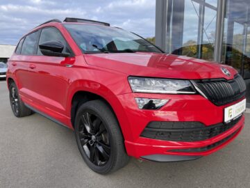 Karoq 2,0TDi DSG Sportline 4×4 Pano AHK Navi ACC