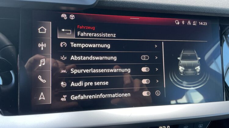 A3 Sportback 1,5TFSI S line Leder Navi AppleCar