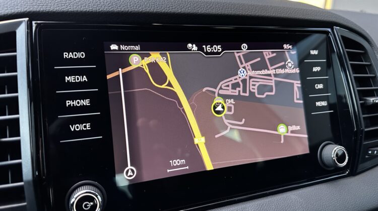 Karoq 1,5TSi DSG Sportline Navi Matrix Keyless