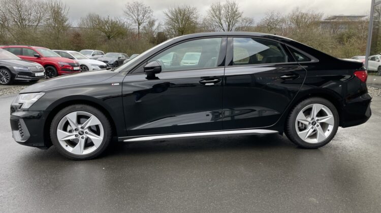 A3 1,5TFSI Limo S line Navi Leder AppleCarplay